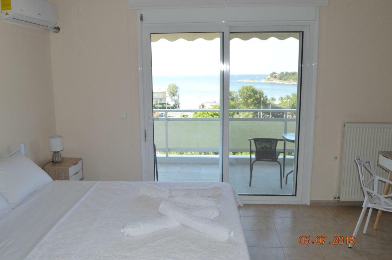 Katerina'S Sea View Apartment Kavala Bagian luar foto