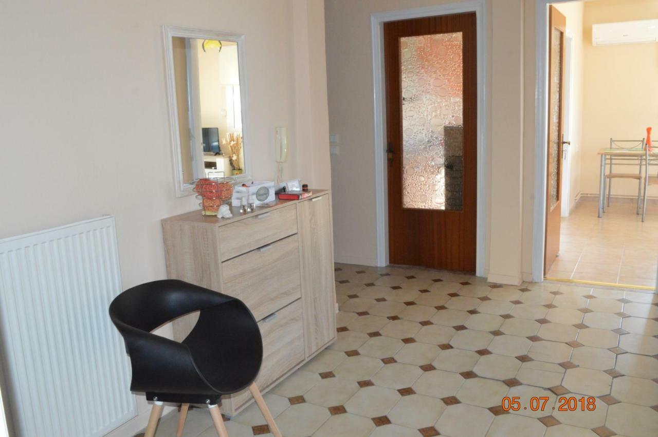 Katerina'S Sea View Apartment Kavala Bagian luar foto